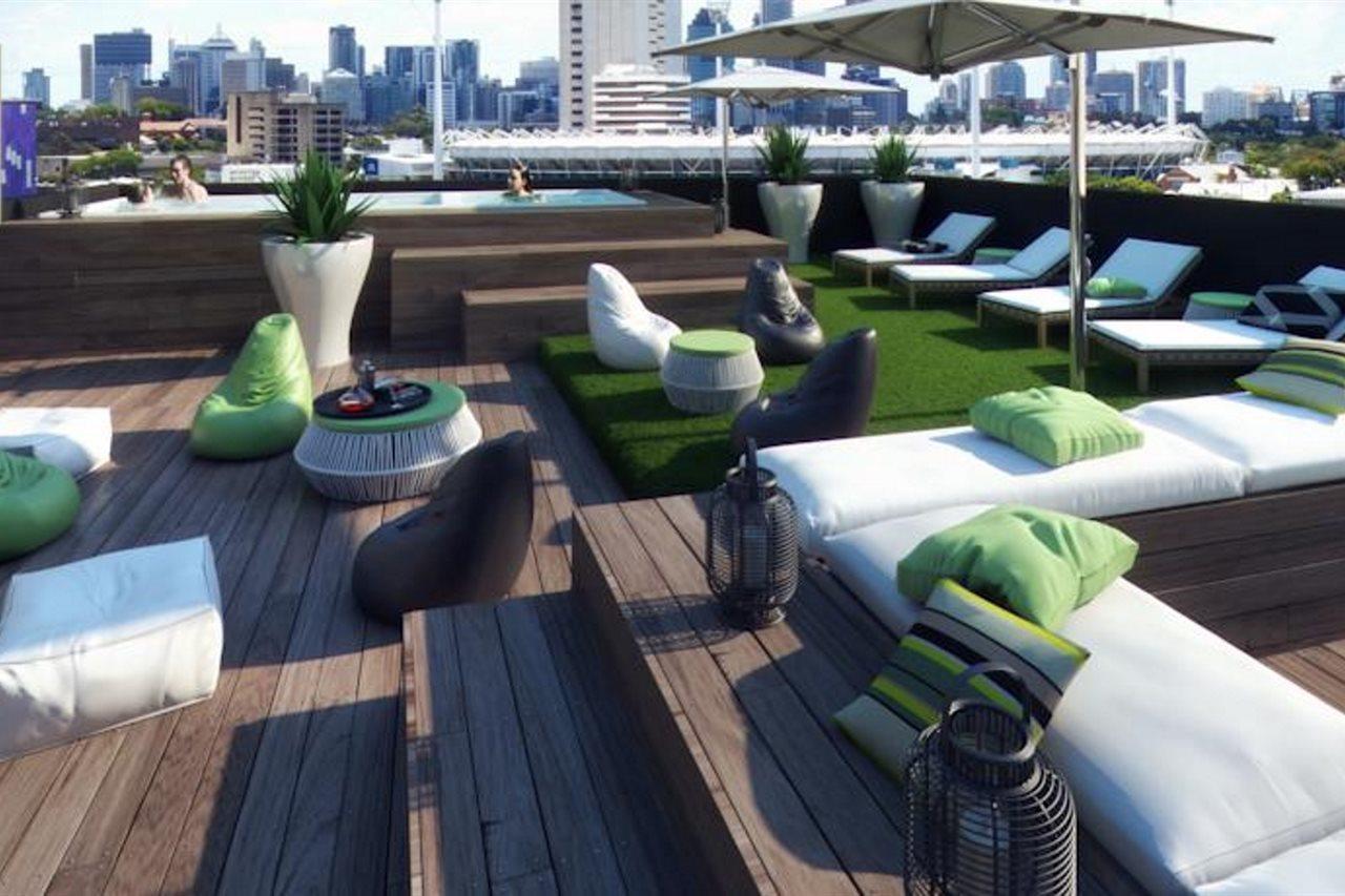 Eastwood Apartments Брисбен Экстерьер фото The rooftop pool at the W Hotel, South Beach