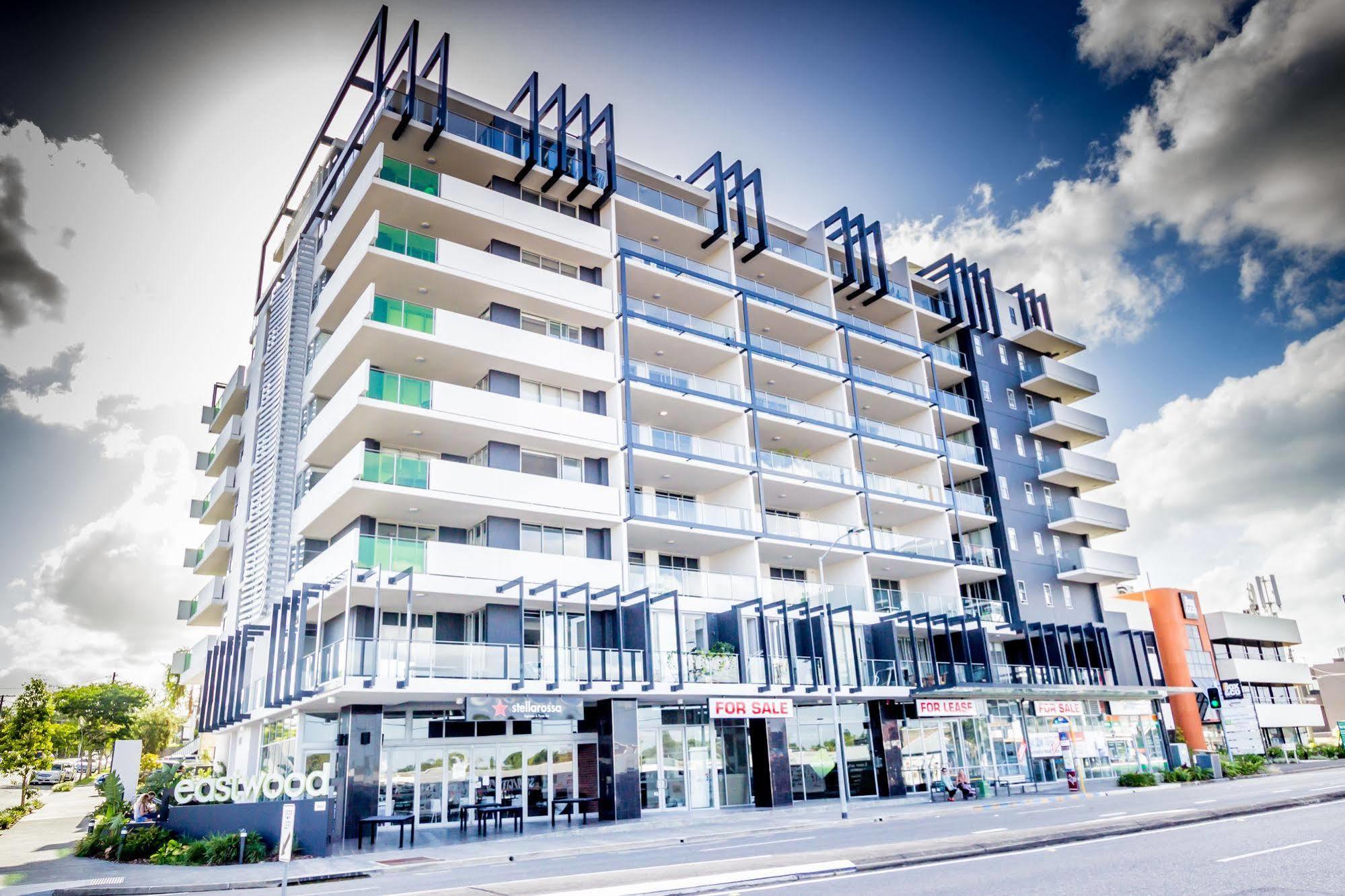 Eastwood Apartments Брисбен Экстерьер фото The Village, 2014